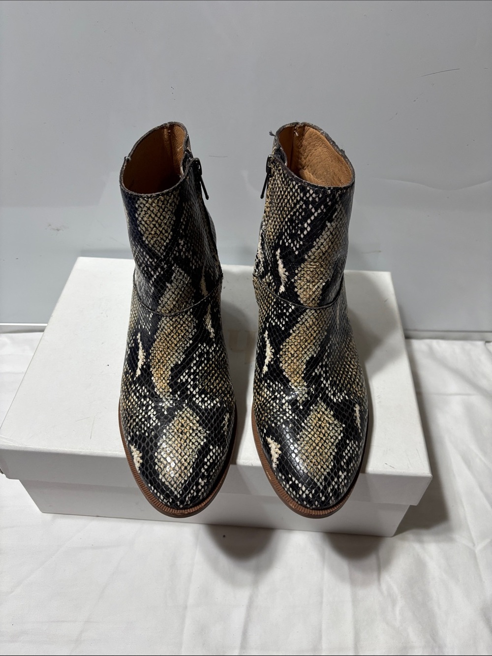 Madewell Rosie Snake-Print Ankle Boots in Black & Cream. EUC